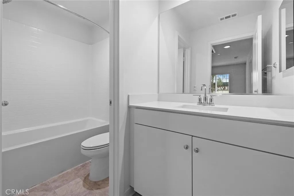 12682 Ironstone, Moreno Valley, California 92555 home-pic-20